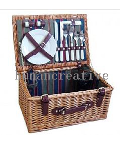 Willow Picnic basket For 2 Persons Use