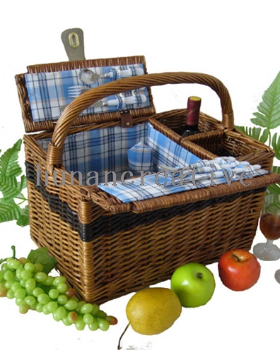 Willow Picnic basket For 2 Persons Use