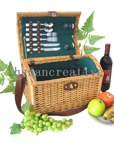 Willow Picnic basket For 2 Persons Use