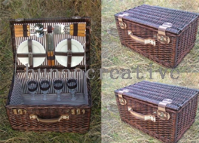 Willow Picnic basket For 4 Persons Use