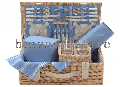 Willow Picnic basket For 4 Persons Use